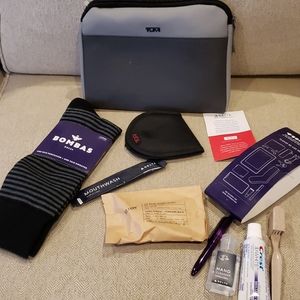 Tumi Travel Cosmetic Bag *New*